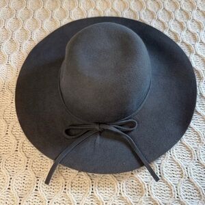 Lizard Thicked Elegant Black Wool Hat 100% Wool